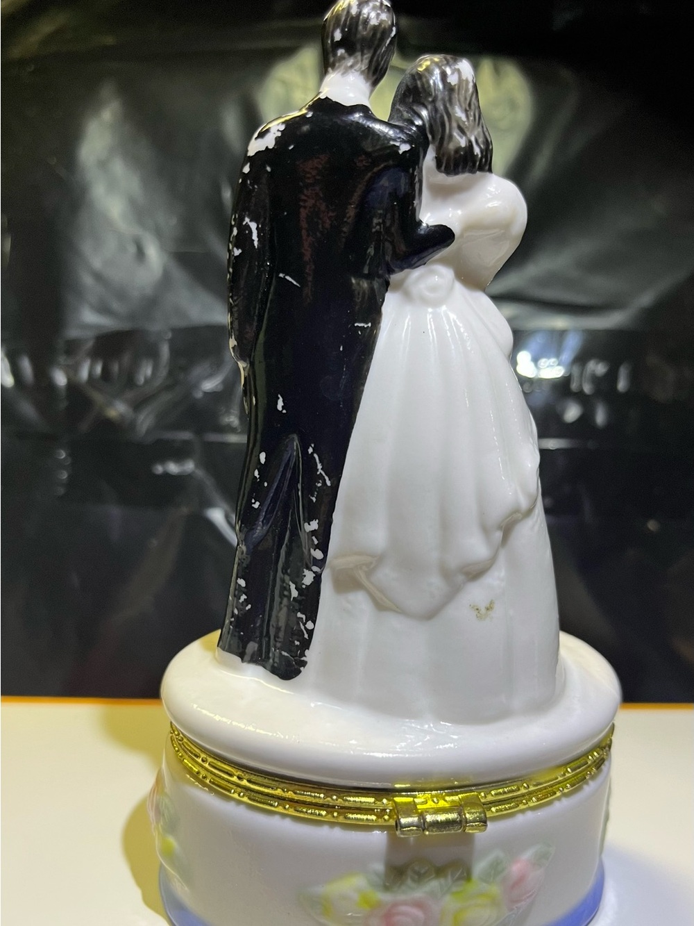Vintage Porcelain Bride & Groom Hinged Trinket Box